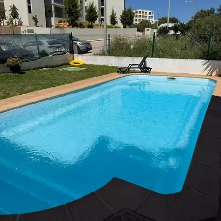 Rochinha Dos Castelos Lt5 *